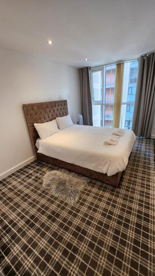 Luxury 2 Bed Apartment Excel London Exterior photo